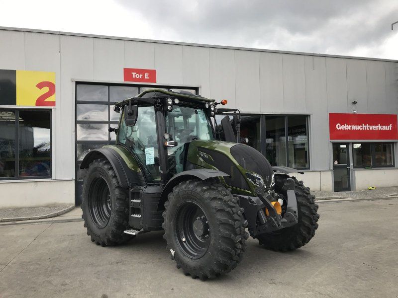 Valtra N175