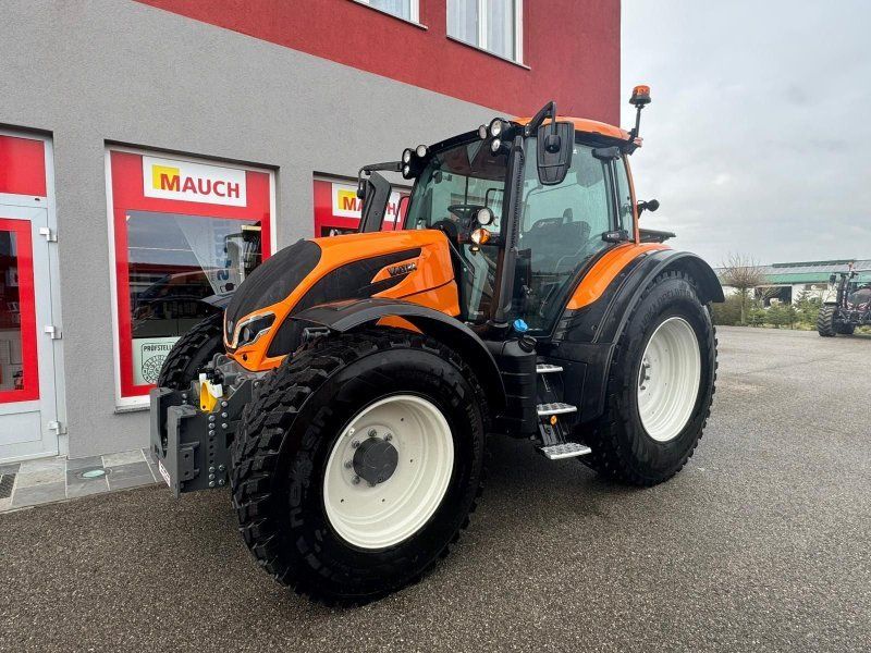 Valtra N175
