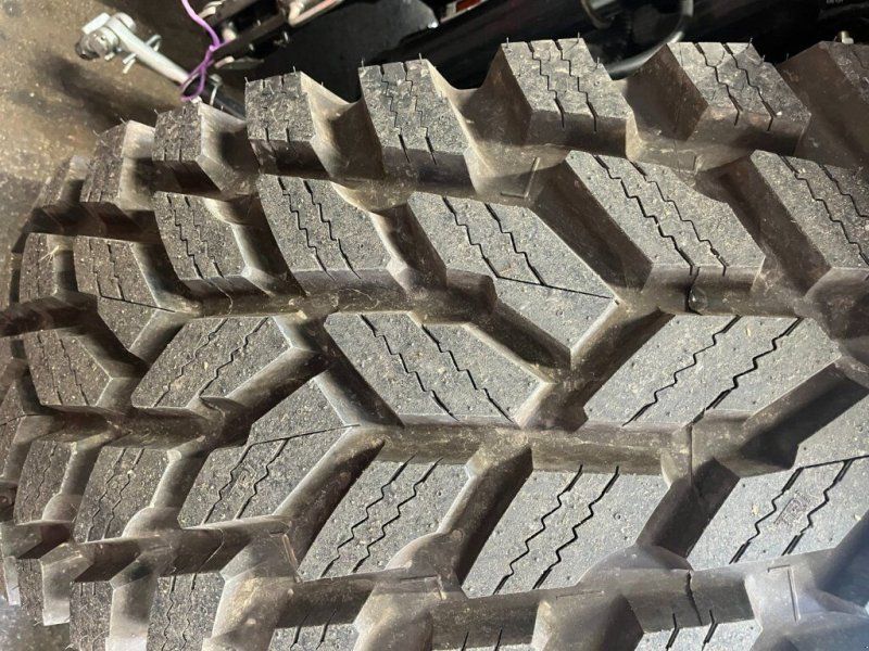 Nokian Kompletträder 400/80R24  480/80R34