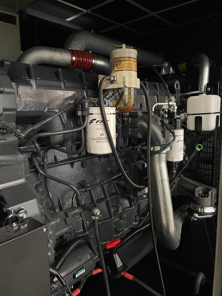 Iveco CR13TE2A - 385 kVA Generator - DPX-19795
