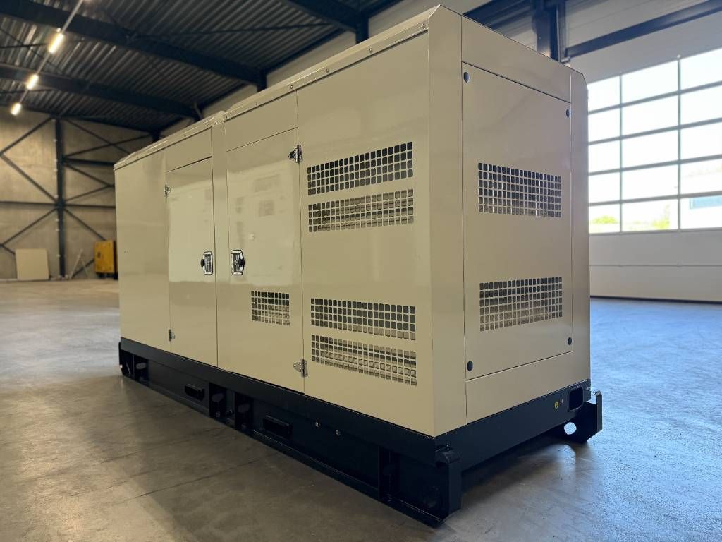 Iveco NEF67TM7 - 220 kVA Generator - DPX-19794