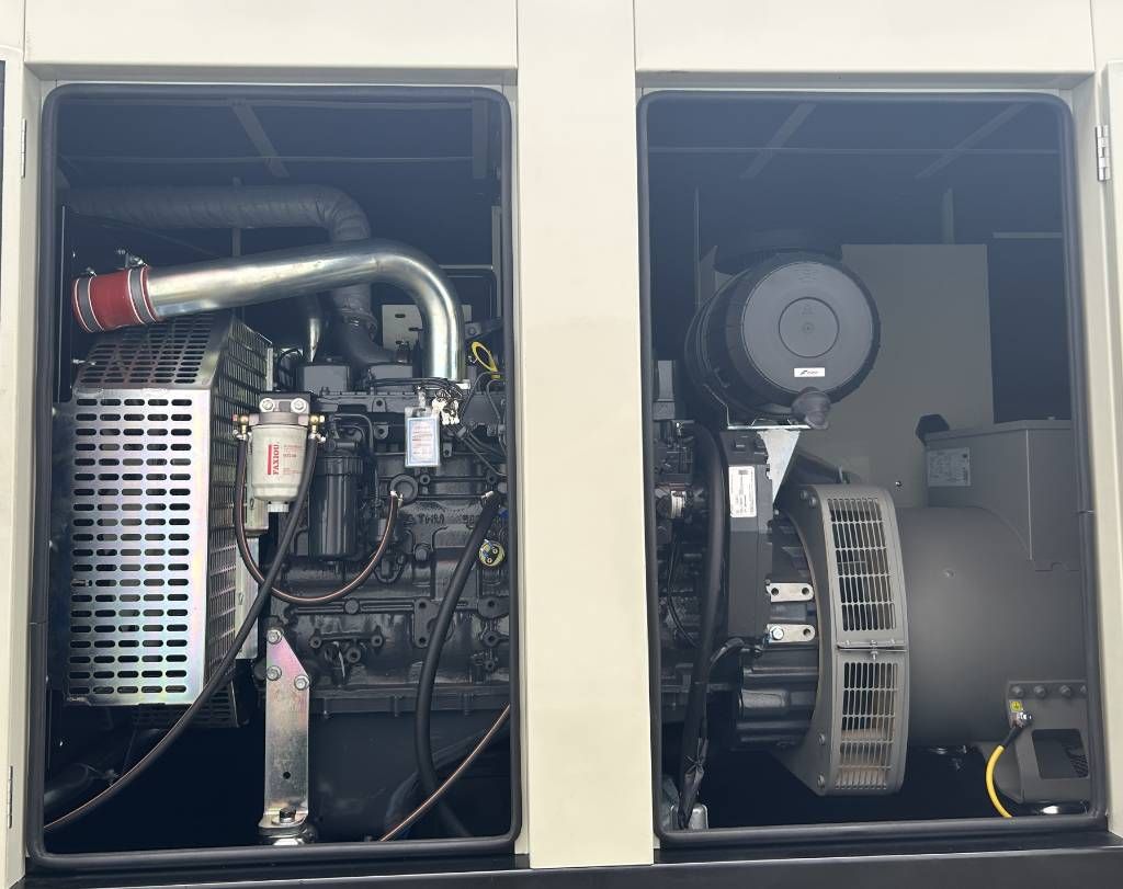 Iveco NEF67TM7 - 220 kVA Generator - DPX-19794