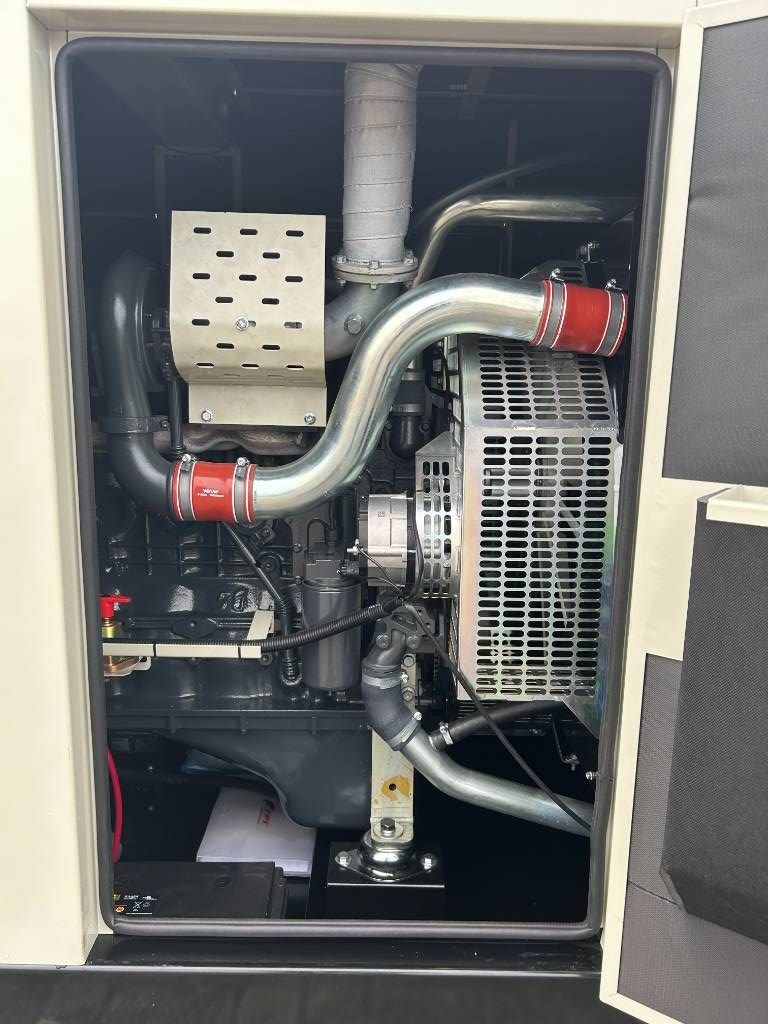 Iveco NEF67TM7 - 220 kVA Generator - DPX-19794