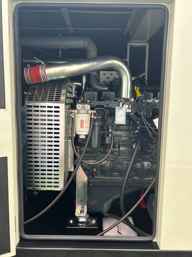 Iveco NEF67TM7 - 220 kVA Generator - DPX-19794