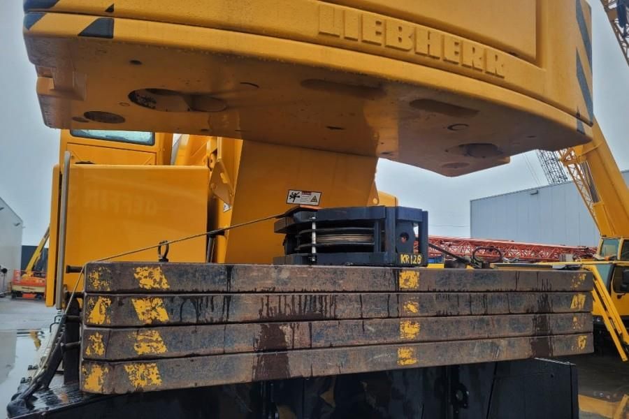 Liebherr LTM1070-4.2 Dutch Vehicle Registration, Valid Insp
