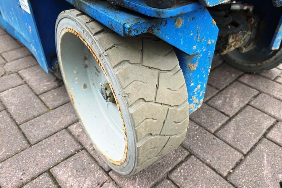 Genie GS2632 Electric, 10m Working Height, 227kg Capacit