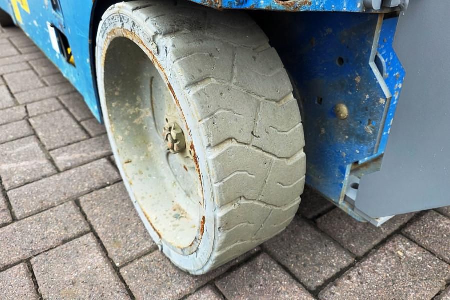 Genie GS2632 Electric, 10m Working Height, 227kg Capacit