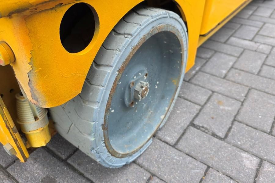 Haulotte Compact 10N Electric, 10m Working Height, 230kg Ca