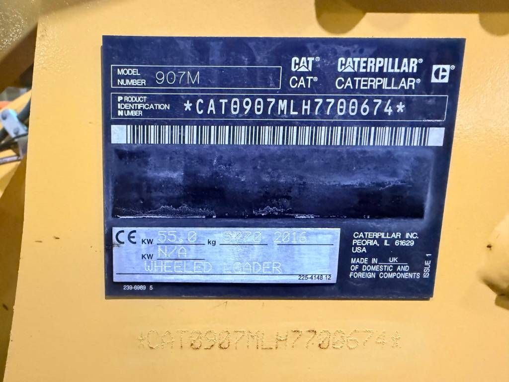CAT 907M
