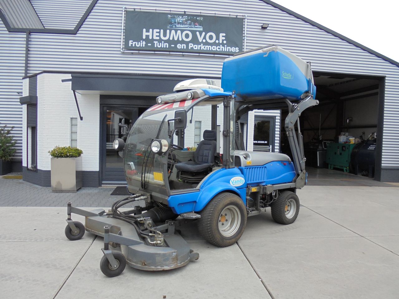 Vandy 2100 cirkelmaaier met opvang,hooglosser