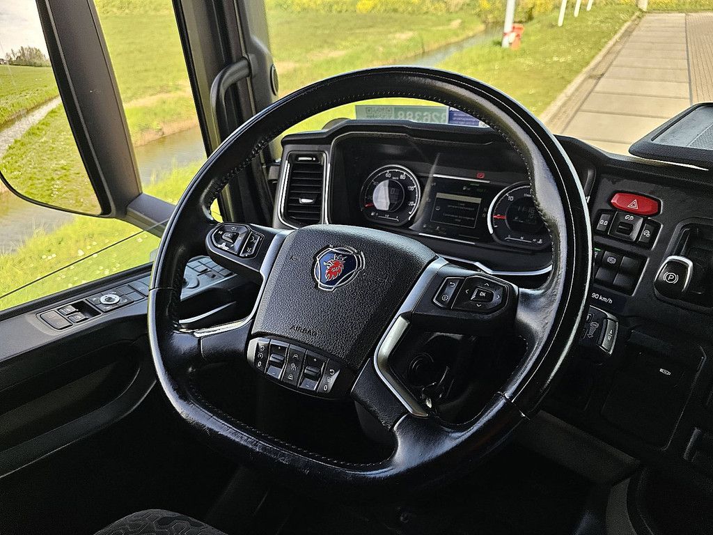 SCANIA R450 hl,adr exiii,fl