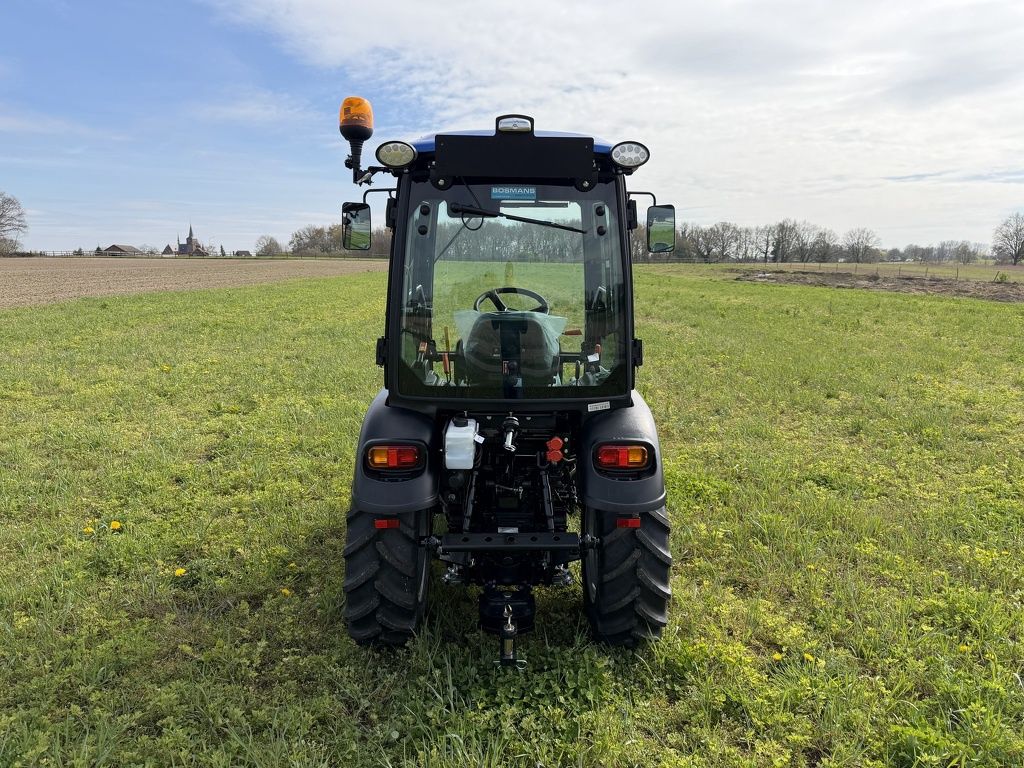 Solis 26 HST 4WD minitractor NIEUW met cabine