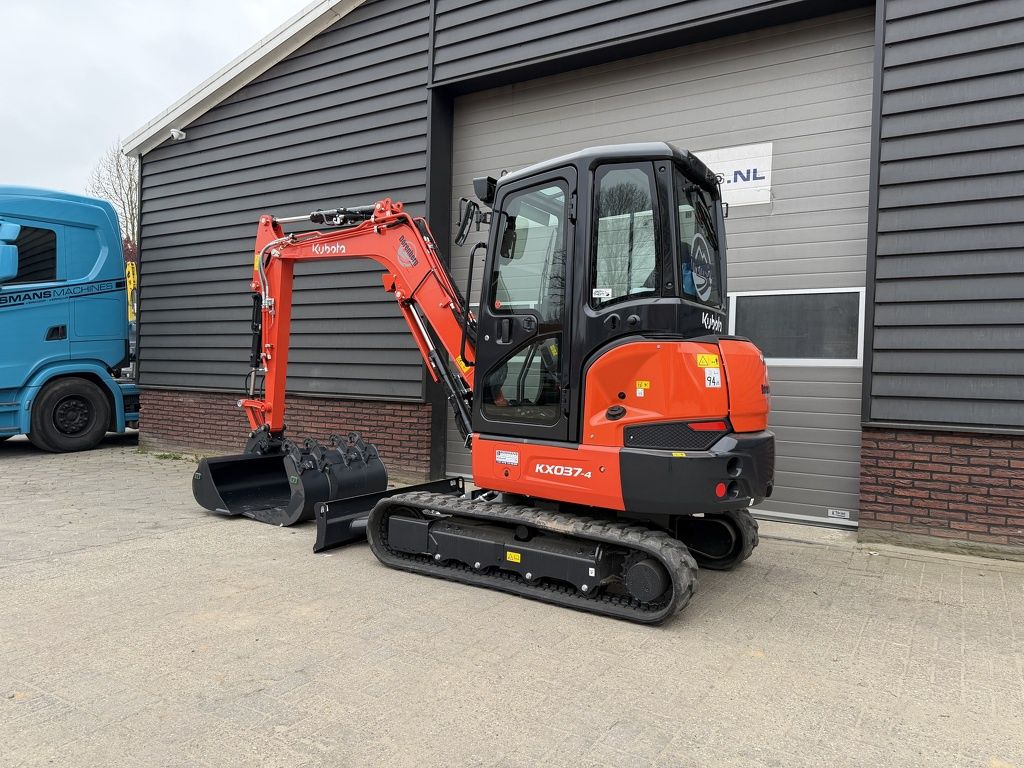 Kubota KX037 HI AIRCO minigraver NIEUW €760 LEASE