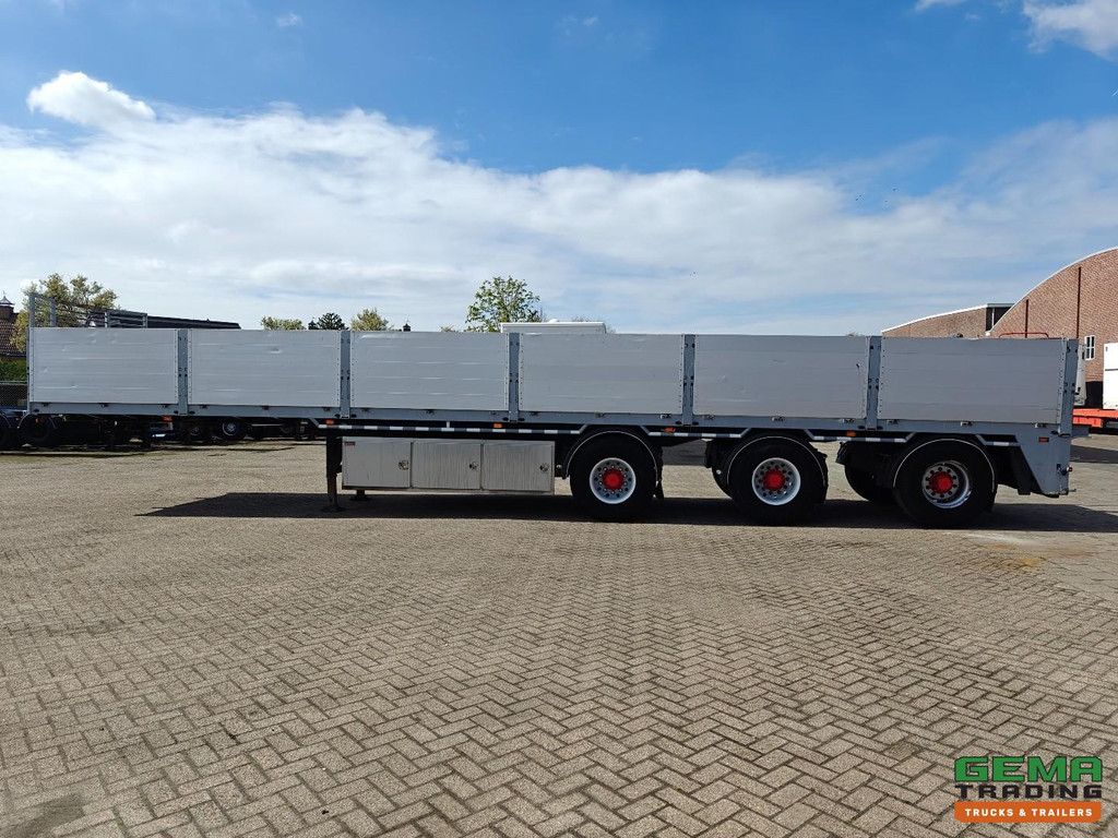 KWB P-473-STI-H 13,5 m – Aluminium-Seitenwände – 2x Lenkachse – HH-Boden – 1x Hubachse – Kranschiene – 10-Tonnen-3-Achs-SAF