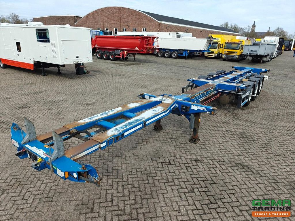 D-Tec FLEXITRAILER FT-LS-S 3-fach ausziehbare Liftachse – für alle Containertypen – 3 Achsen mit SAF-Scheibenbremsen – 4770 kg