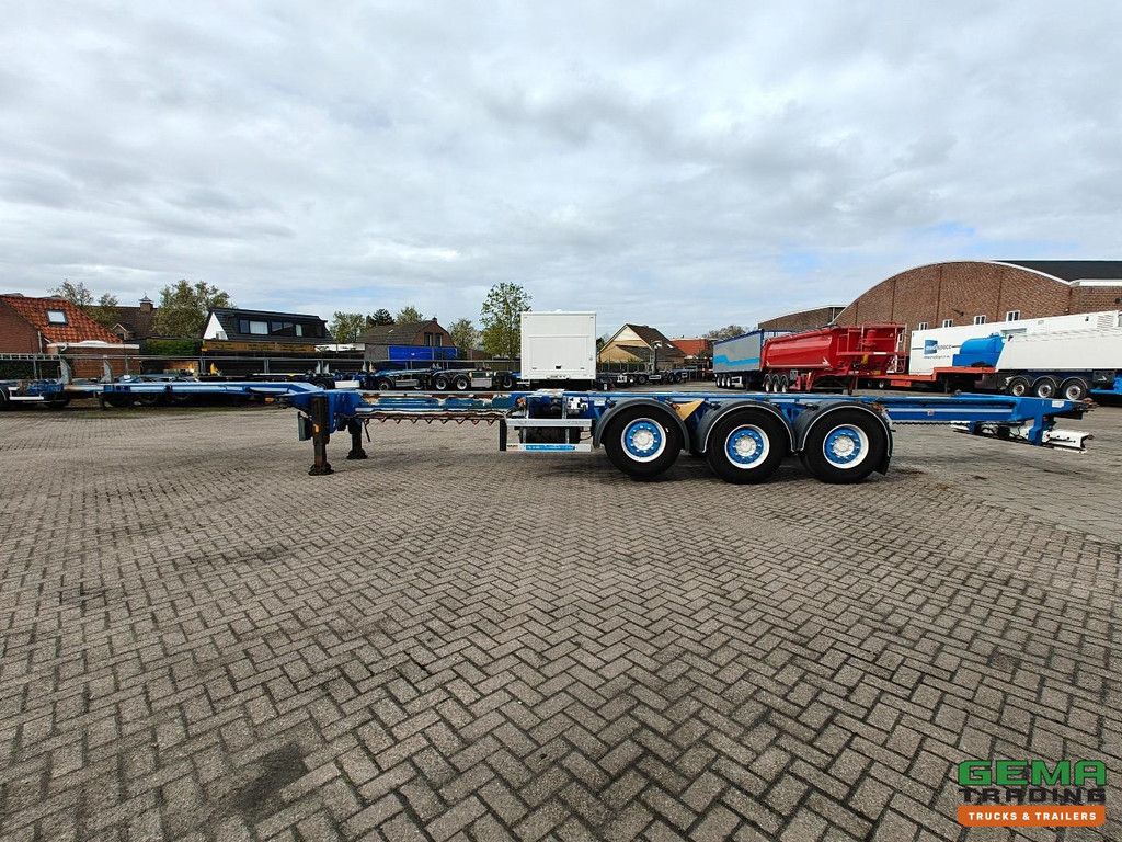 D-Tec FLEXITRAILER FT-LS-S 3-fach ausziehbare Liftachse – für alle Containertypen – 3 Achsen mit SAF-Scheibenbremsen – 4770 kg