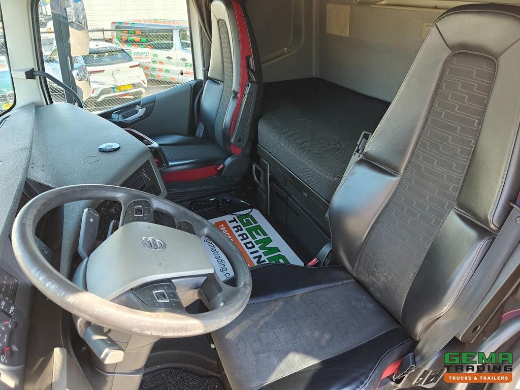 Volvo FH420 6x2/4 Globetrotter Euro6B - IParkCool - HertoghsBak 8,3 Meter + HH Floor - DHollandia 2000KG - TOP!