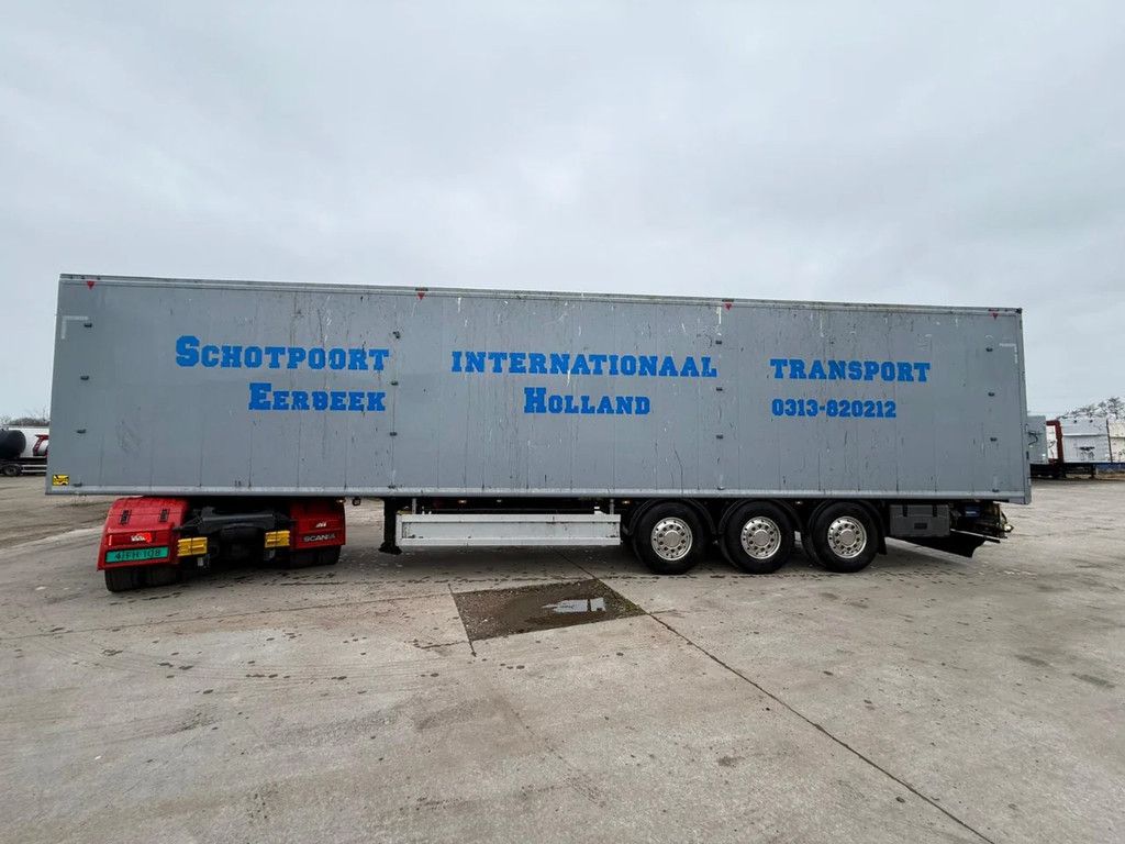 Kraker CF-200 K-Force 92m3 10MM Cargo floor Alcoa Afstandsbediening