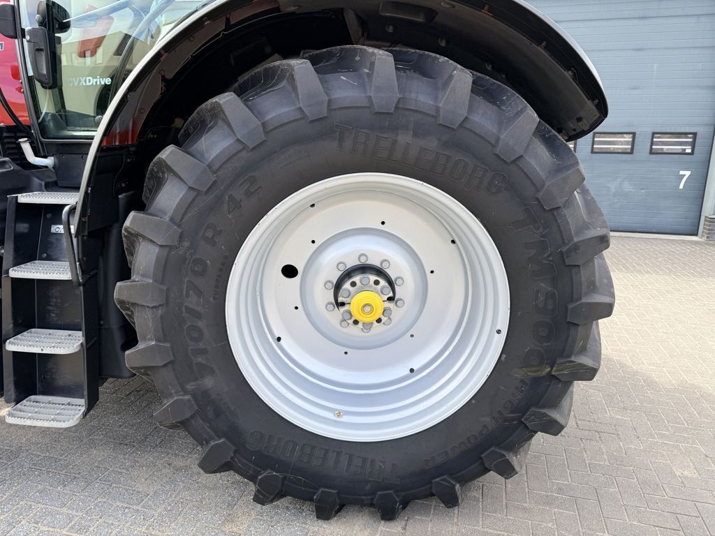 Case IH Optum 300 CVX AFS Connect GPS