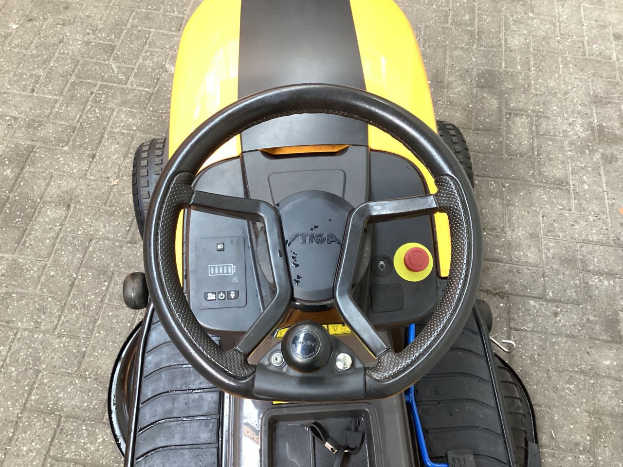 Stiga E-ride S300 elektrische zitmaaier.