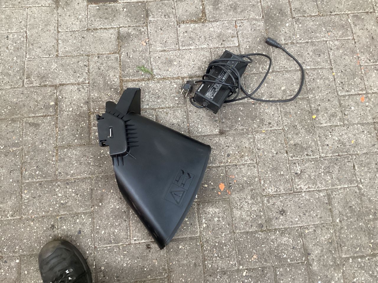 Stiga E-ride S300 elektrische zitmaaier.