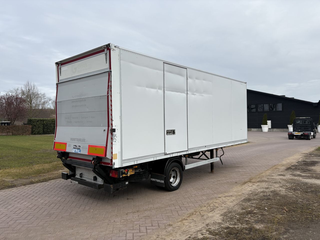 Be oplegger vf minitrailer 6.6 TON met laadklep 1000 kg