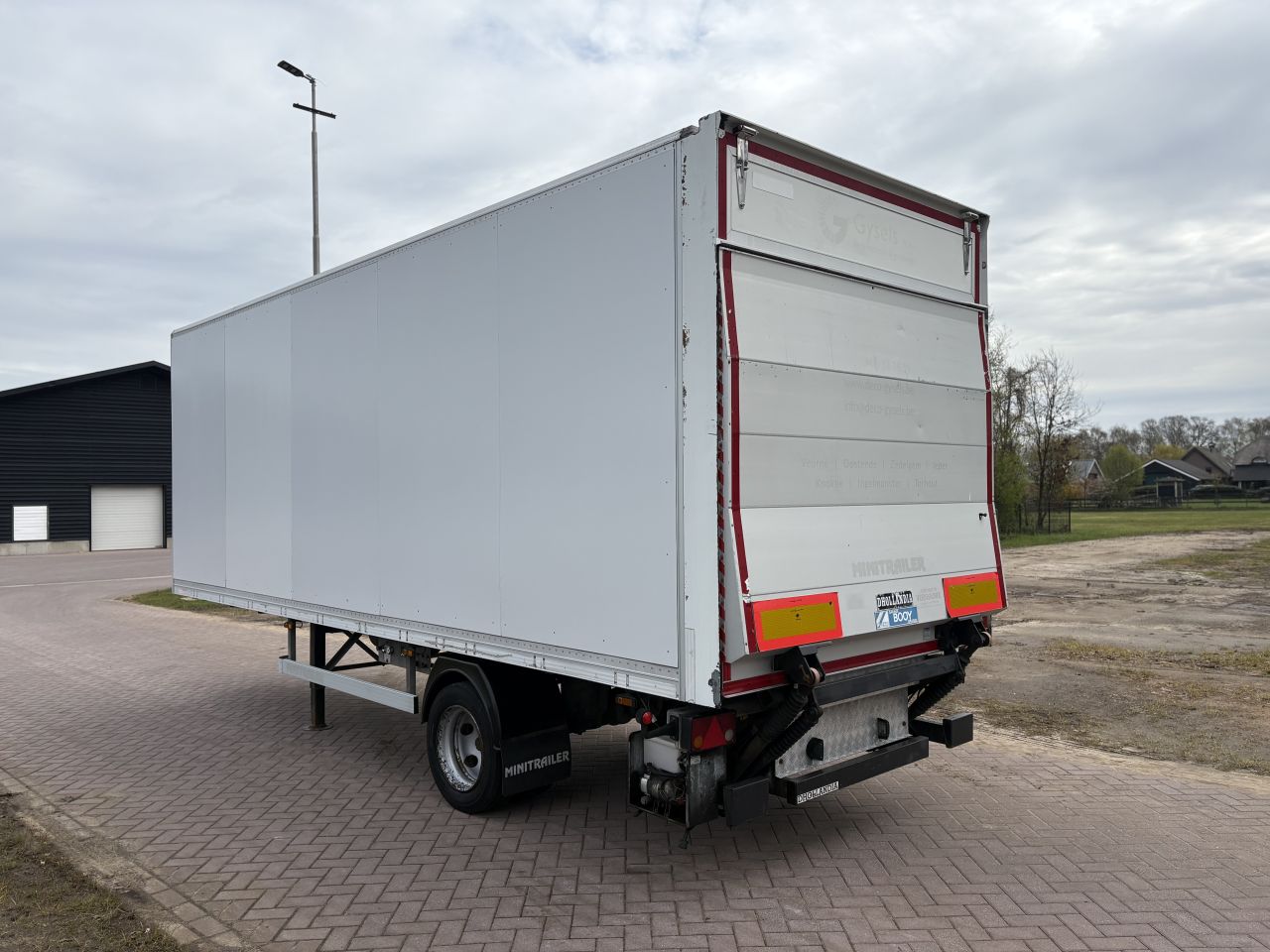 Be oplegger vf minitrailer 6.6 TON met laadklep 1000 kg