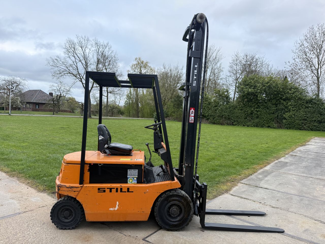 Inruilkoopje Still 2.5 tonner elektrische heftruck Sideshift