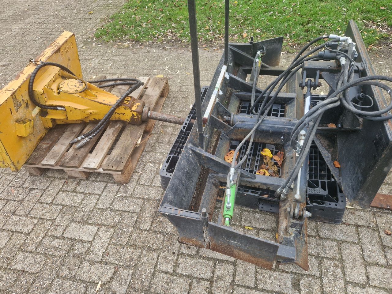 Rups schranklader messersi