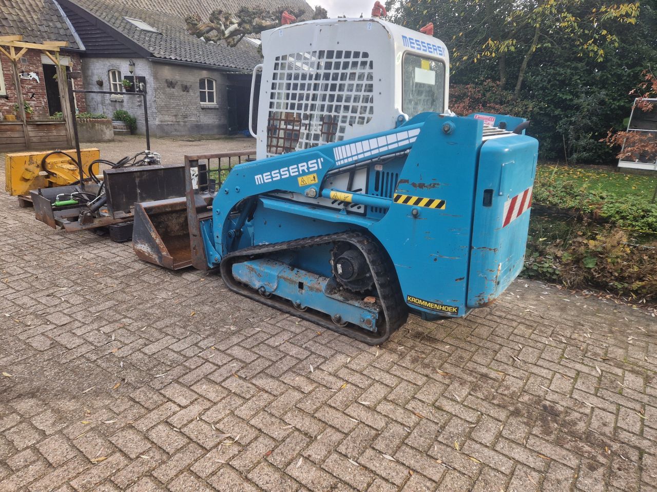 Rups schranklader messersi