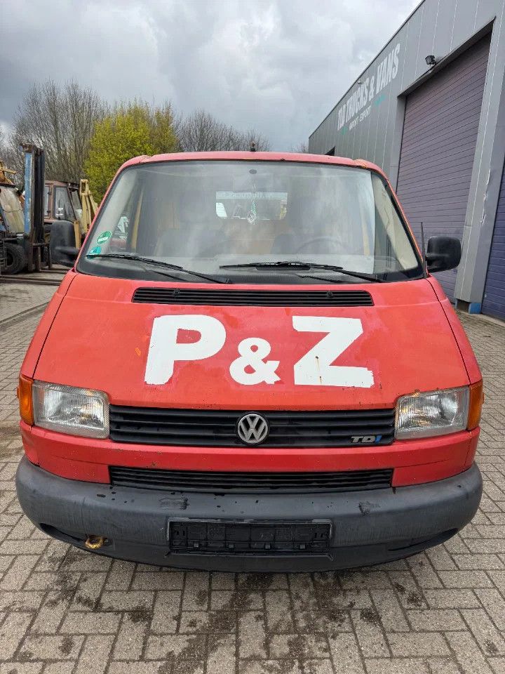 Volkswagen Transporter **TD-2500TDI**