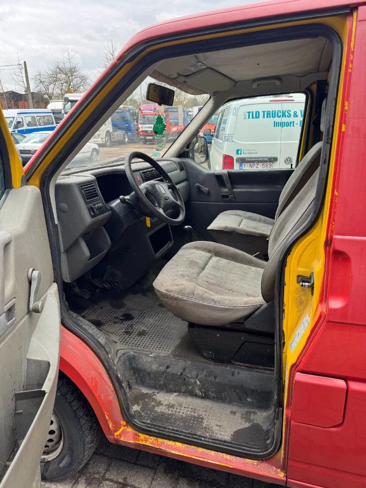 Volkswagen Transporter **TD-2500TDI**