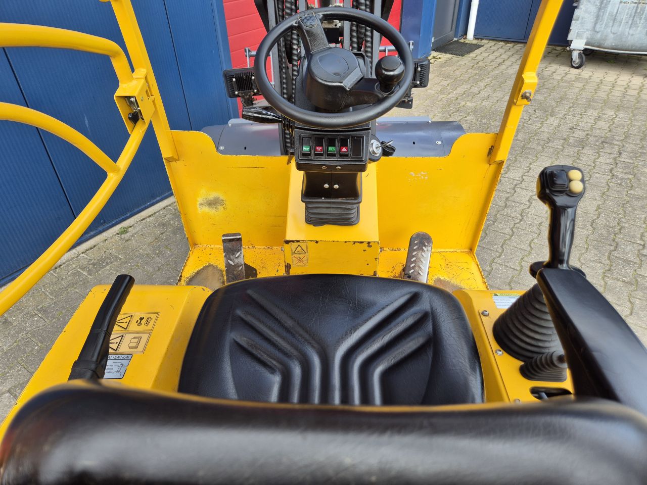 EUROTRAC W12 SHOVEL 4 CILINDER KUBOTA BOUWJAAR 2021 KENTEKEN