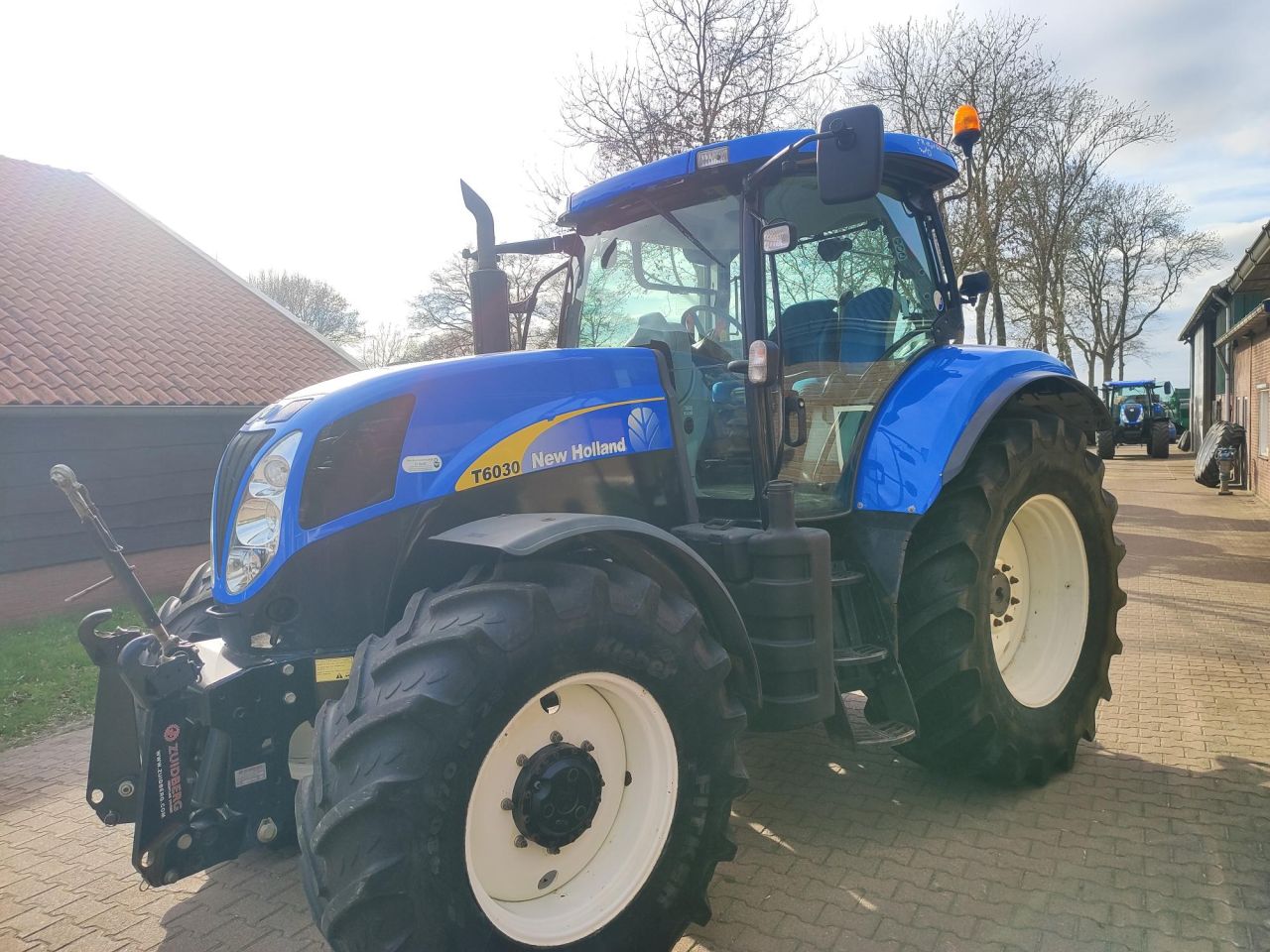 New Holland T 6030 Range Command