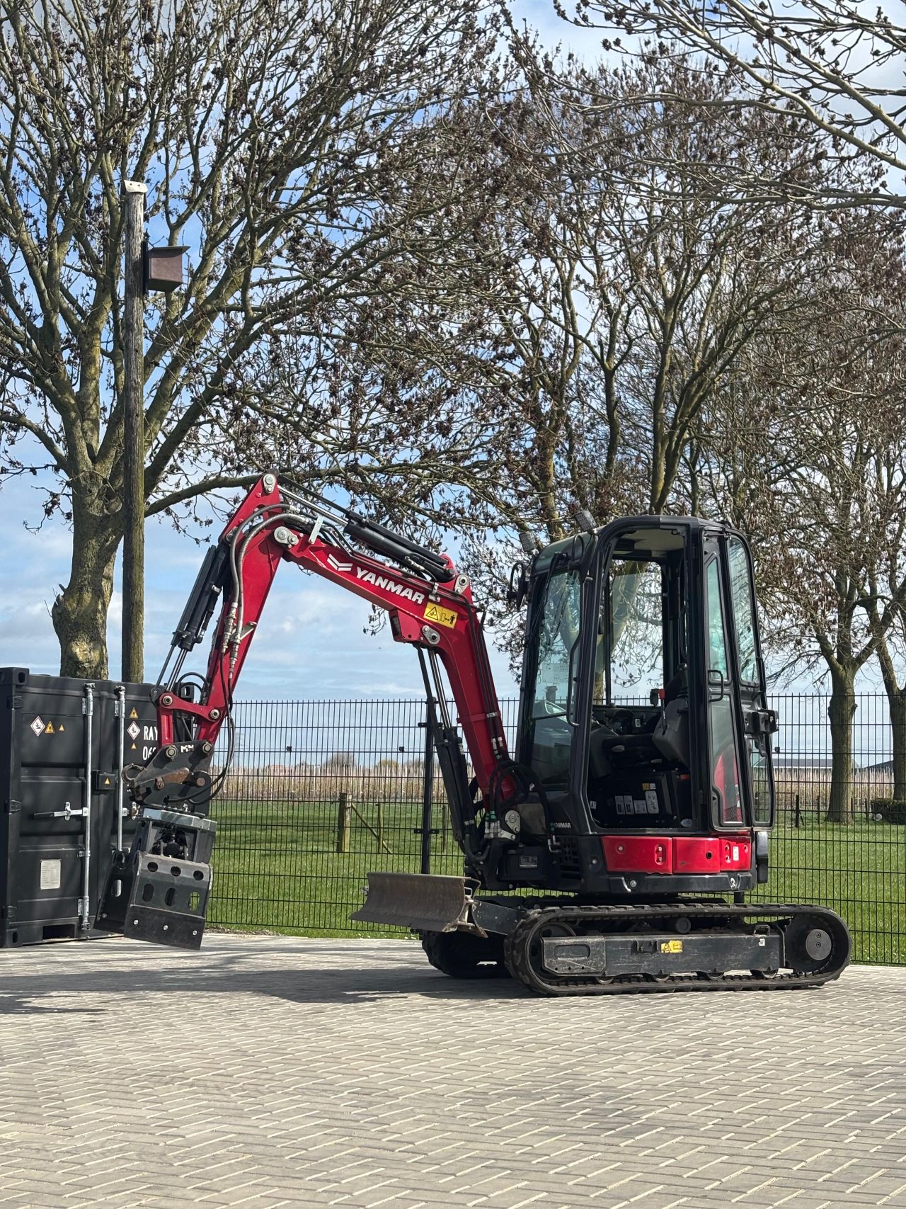 Yanmar VIO23-6 minigraver ( 390 uur )