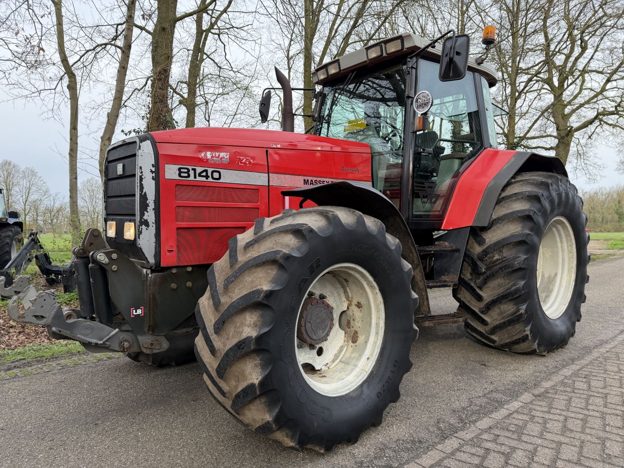Massey Ferguson 8140 Dynashift
