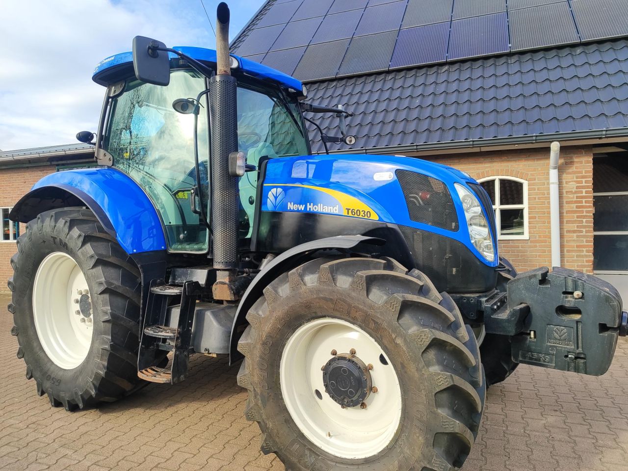 Prachtige New Holland T 6030 Range Command 3600 uur.