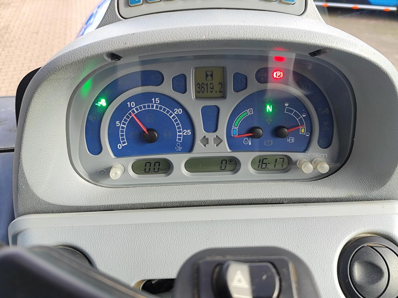 Prachtige New Holland T 6030 Range Command 3600 uur.