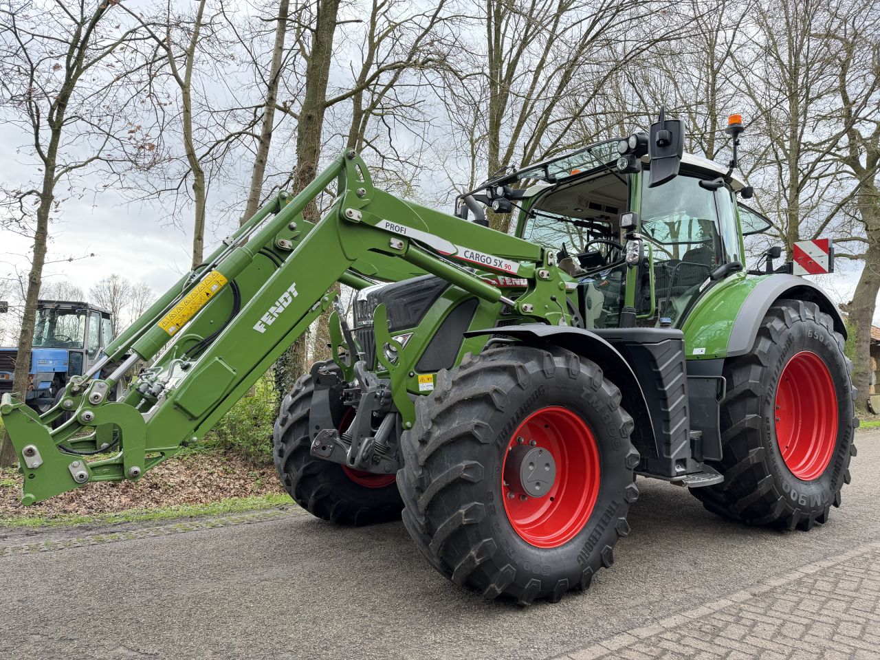 Fendt 724 Gen 6 met Fendt frontlader