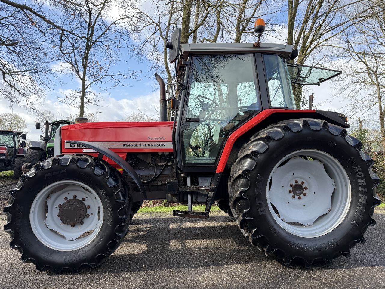 Massey Ferguson 6180 Dynashift