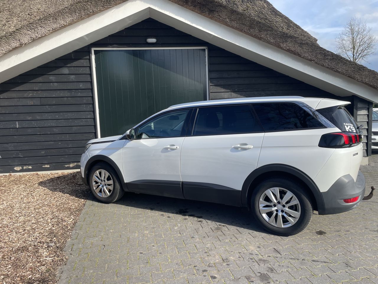 Peugeot 5008, Airco, Cruisecontrol, Multifunctioneel stuurwiel,