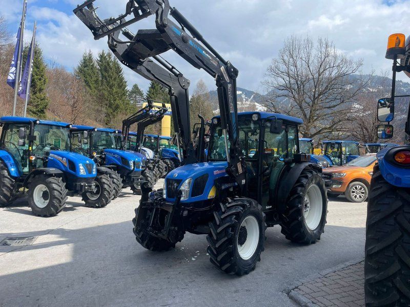 New Holland T4020 DeLuxe