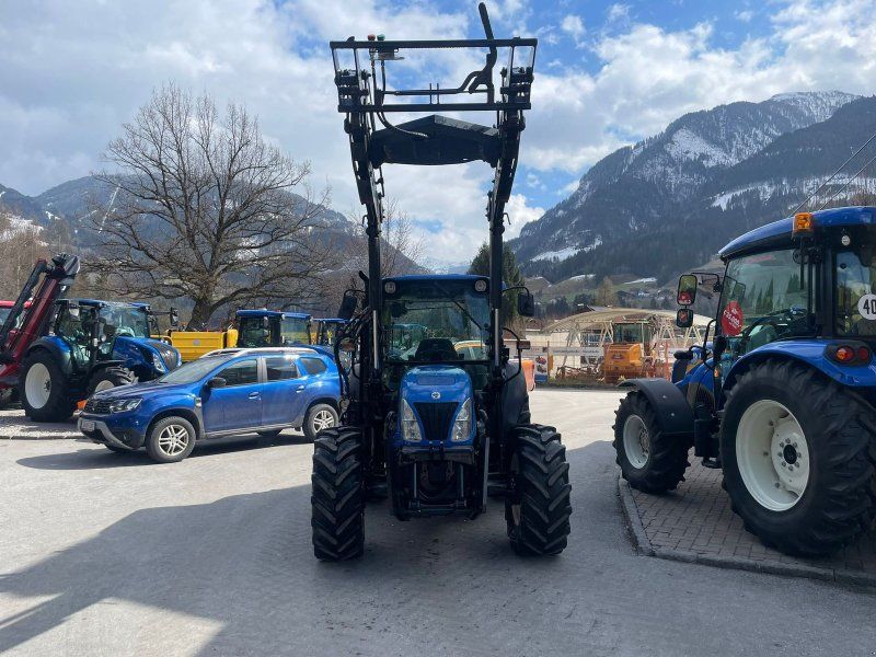 New Holland T4020 DeLuxe