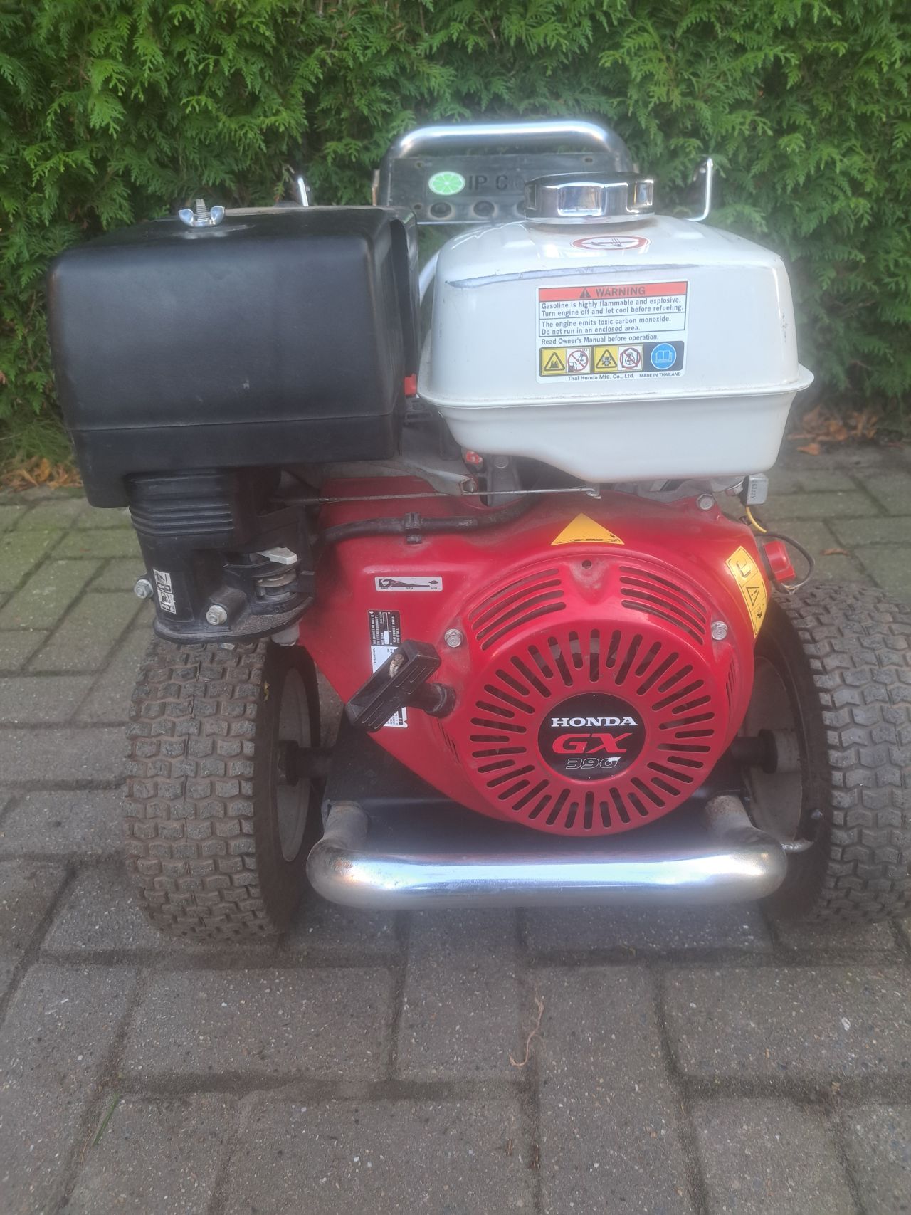 Mobiele hogedrukreiniger interpump