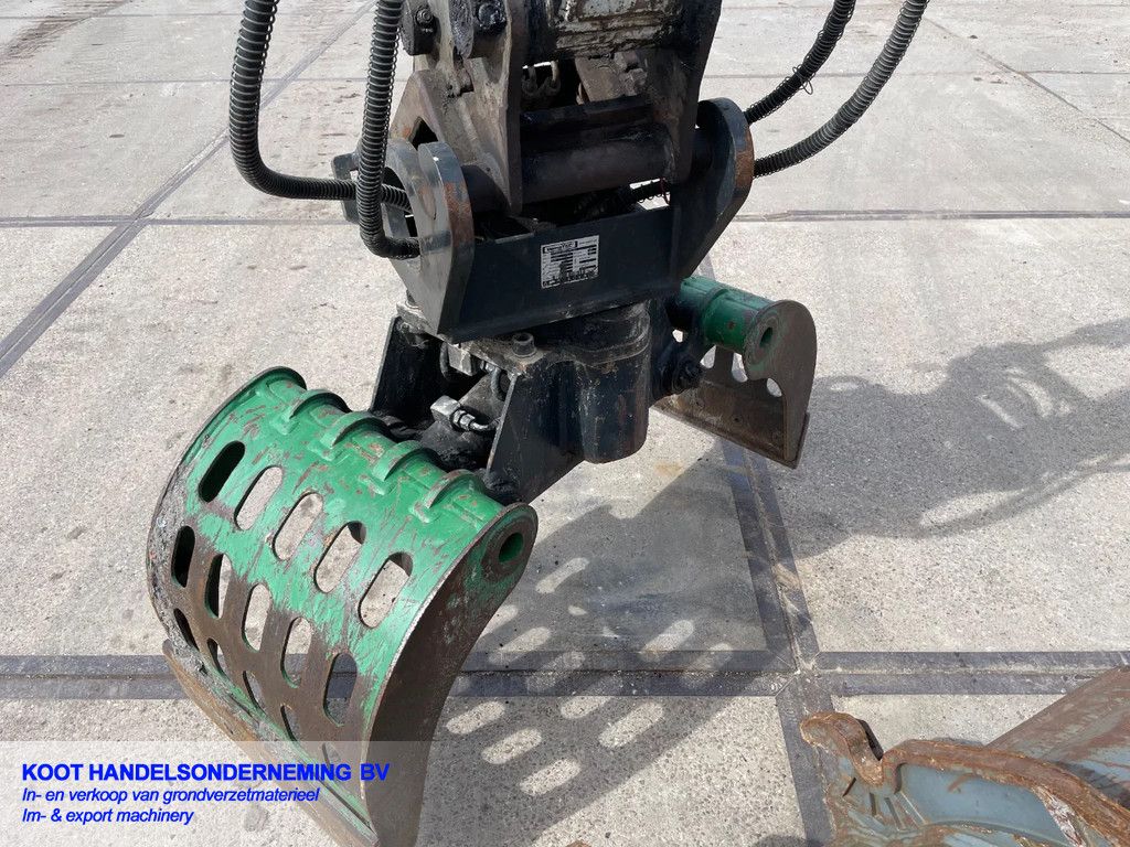 Takeuchi TB 250 5250 uur+Sorteergrijper