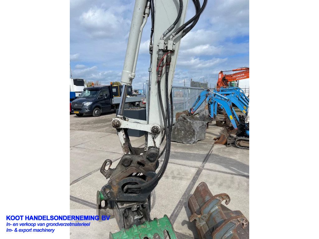 Takeuchi TB 250 5250 uur+Sorteergrijper