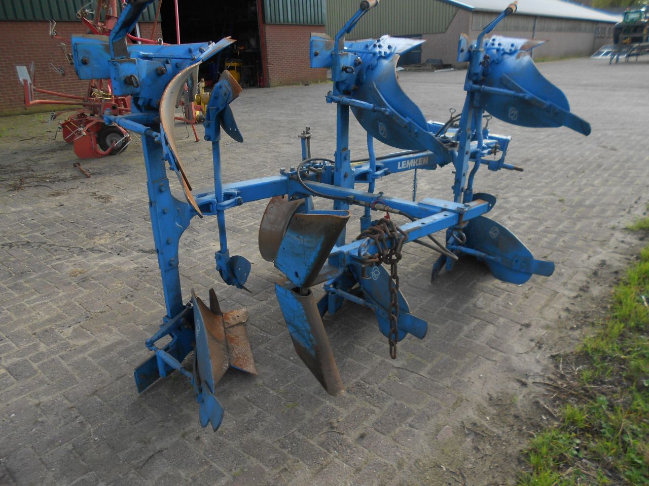 Lemken opal 090 met vorenpakker