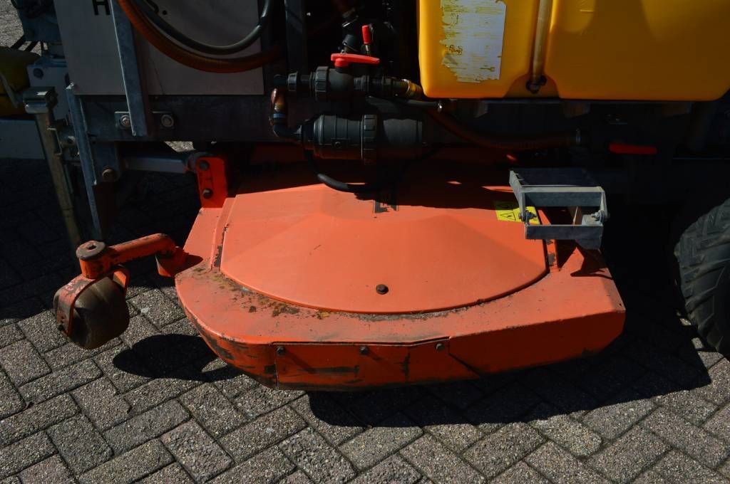 H.S.S. CF2000-3NG Boomgaardspuit 3-rijer