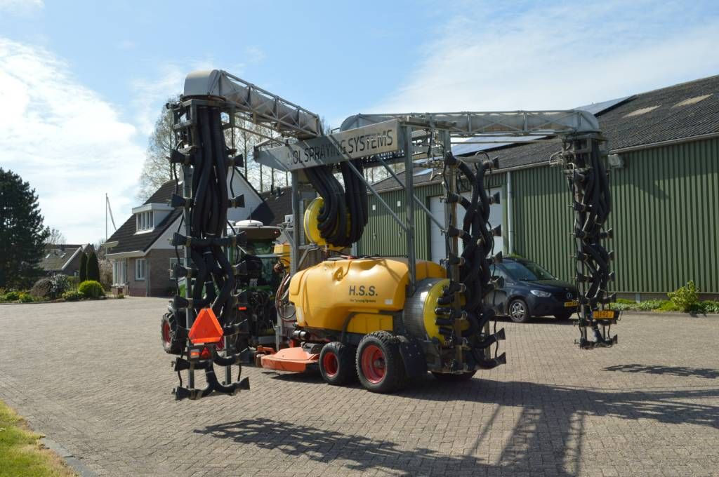 H.S.S. CF2000-3NG Boomgaardspuit 3-rijer