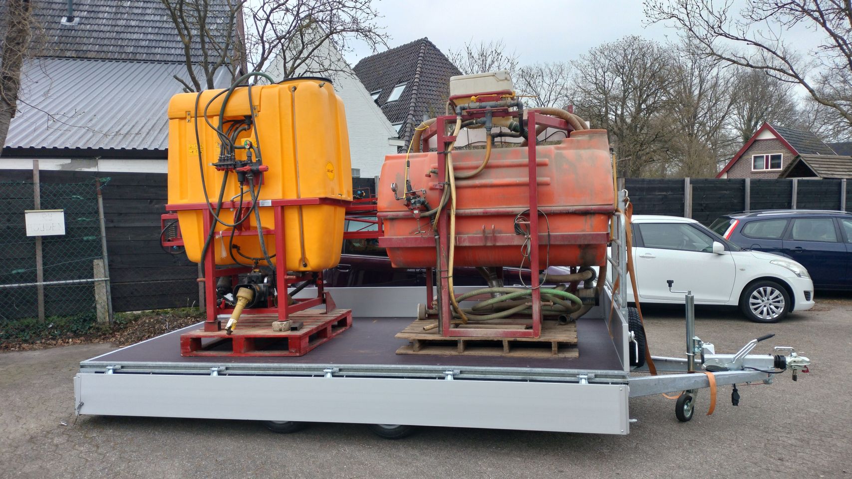 PIJNAPPEL PTA-2003, Bjr.: 2024 / 2.000 Kg. // van 1ste eigenaar.